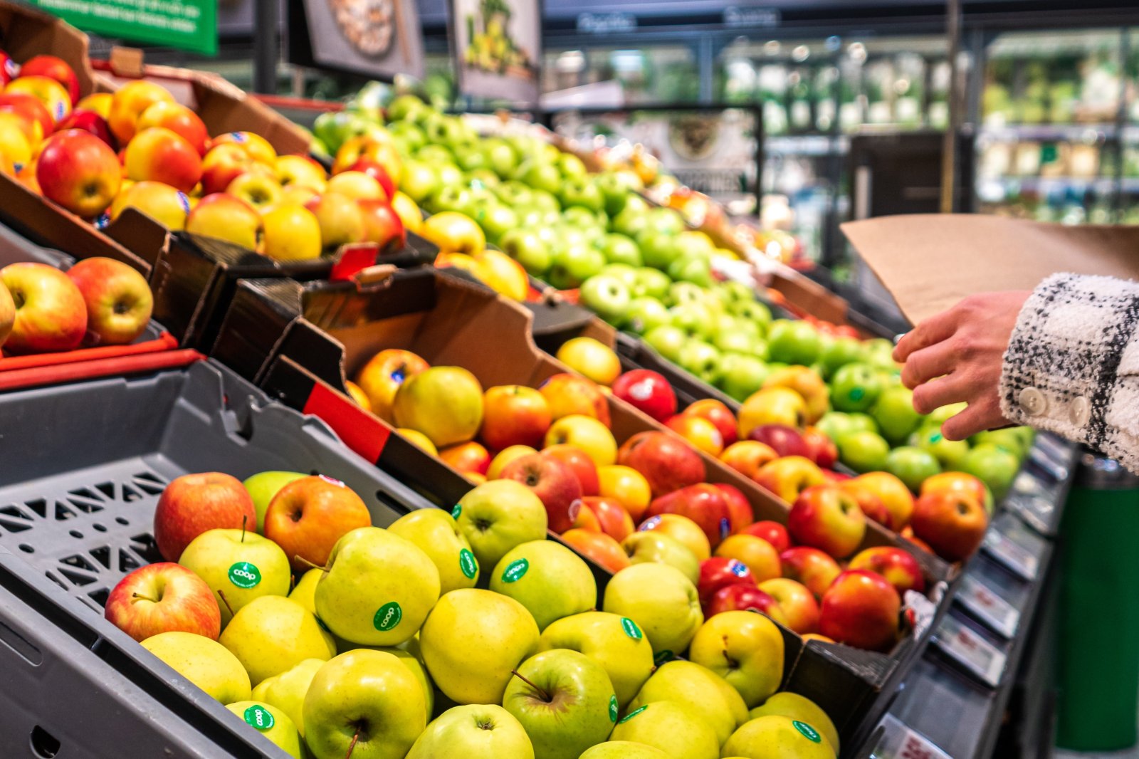 Shoppers Buy More Fruit And Vegetables On Promotion, IGD Trial