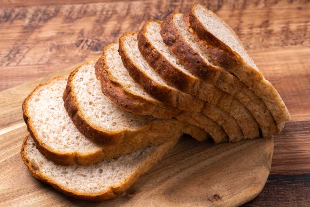 Bread or UPF?. Copyright: Canva